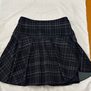 Wilson flounce navy tartan plaid tennis skort